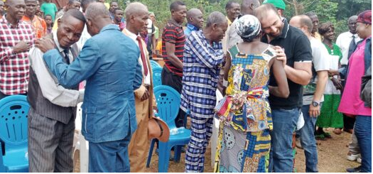 Réconciliation entre les habitants du village Bobélé et la «CENTRABOIS»