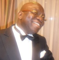 Le ministre de l’Equipement et des Travaux Publics, Éric Rokossé-Kamot répond à l’interpellation des élus de la nation