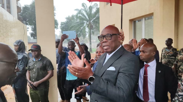 Plus de 500 femmes ont marché pour soutenir le Premier Ministre Félix Moloua face aux détracteurs