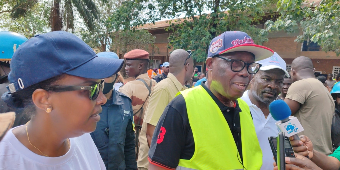 L’opération citoyenne «Kwa Ti Kôdrô» initiée par le Président Touadéra poursuit son bonhomme de chemin au Lycée d’Etat des Rapides