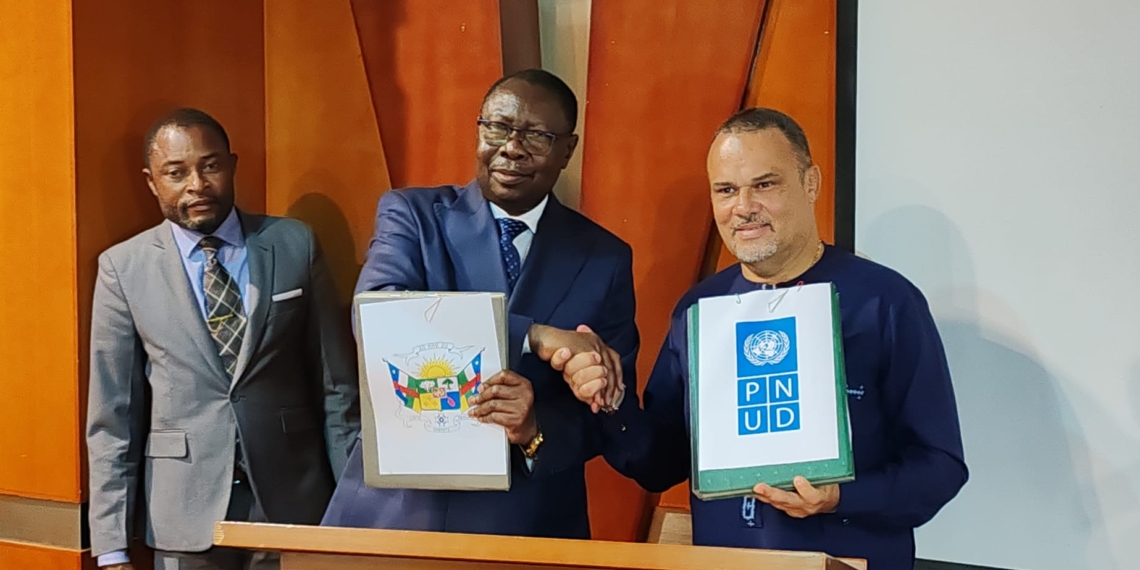 Le Premier ministre Félix Moloua annonce une nouvelle enveloppe de plus de 400 millions de FCFA dédiée à l’achat de kits au processus des élections locales