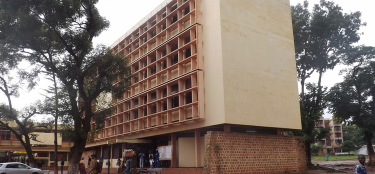 562 candidats aux différentes filières de base fondamentale et professionnelle ont passé le test d’entrée à la FASEG à l’Université de Bangui