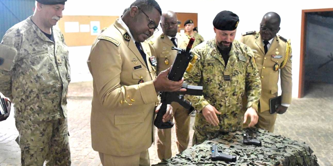 Le Chef d’Etat-Major des FACA Général d’armée Zéphirin Mamadou au Portugal