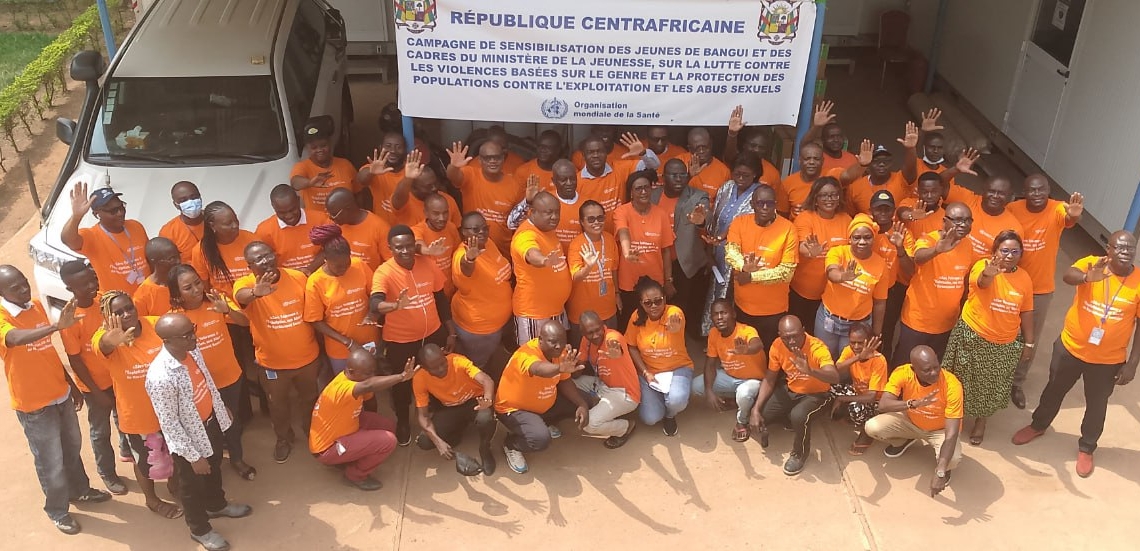 Le personnel de l&rsquo;OMS démontre son engagement individuel à éradiquer le fléau des «VBG»