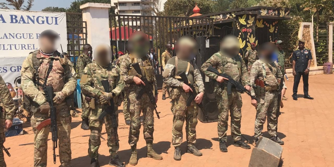 Le Préfet de la Ouaka Pascal Pamall souhaite les meilleurs vœux aux instructeurs Russes basés dans sa localité