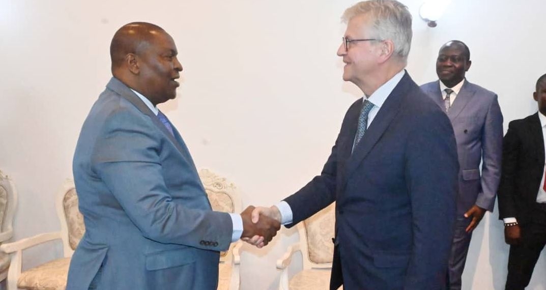 Le Chef de l’Etat Centrafricain échange avec le Secrétaire général adjoint de l’ONU chargé des opérations Jean-Pierre Lacroix