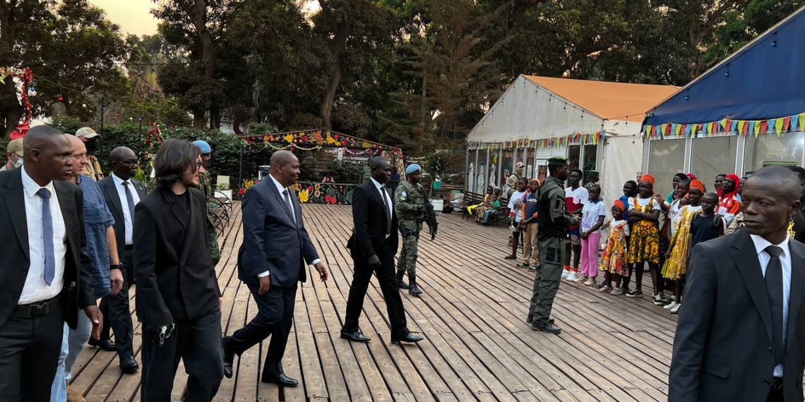 Le Président Touadéra a visité la Maison Russe de Bangui