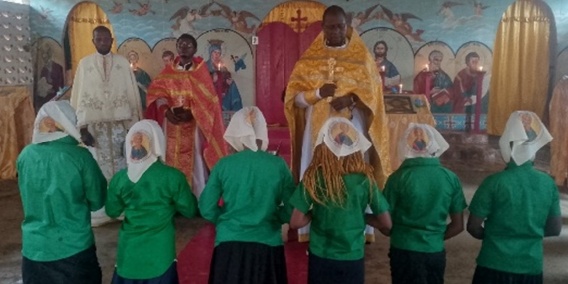 Les chrétiens de l’église Orthodoxe Russe Patriarcat de Moscou en Centrafrique dans la joie de la nativité du Christ