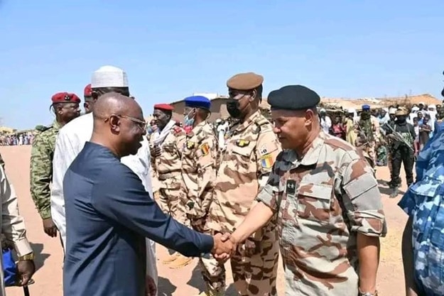 Le ministre Centrafricain de la Défense au Tchad pour sceller la coopération militaire à leurs frontières communes