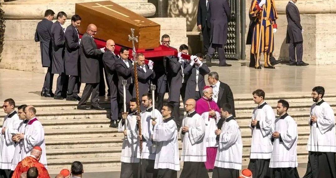 Le Président Touadéra a pris part aux funérailles du Pape François à la Basilique Saint-Pierre de Rome