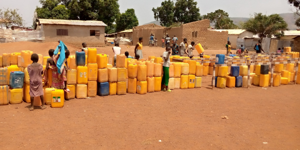 L’honorable Député Guy Samuel Averty Nganatoua dote la population de sa circonscription en forages