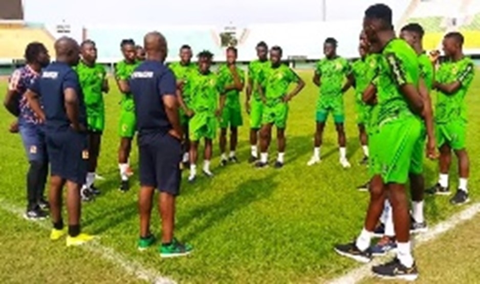 30 Fauves locaux présélectionnés pour le prochain CHAN poursuivent leur mise au vert au Complexe Sportif Barthélemy Boganda de Bangui  