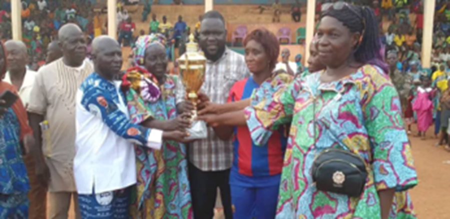 L’élu de la nation Max Silvain Balénda toujours proche de ses électeurs de Bria 1