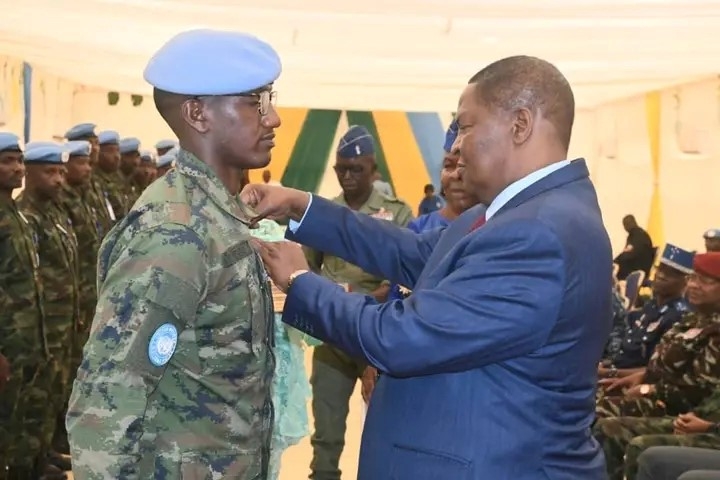 Le Président Touadéra a décoré les éléments du contingent rwandais de la Minusca en fin de mission en Centrafrique