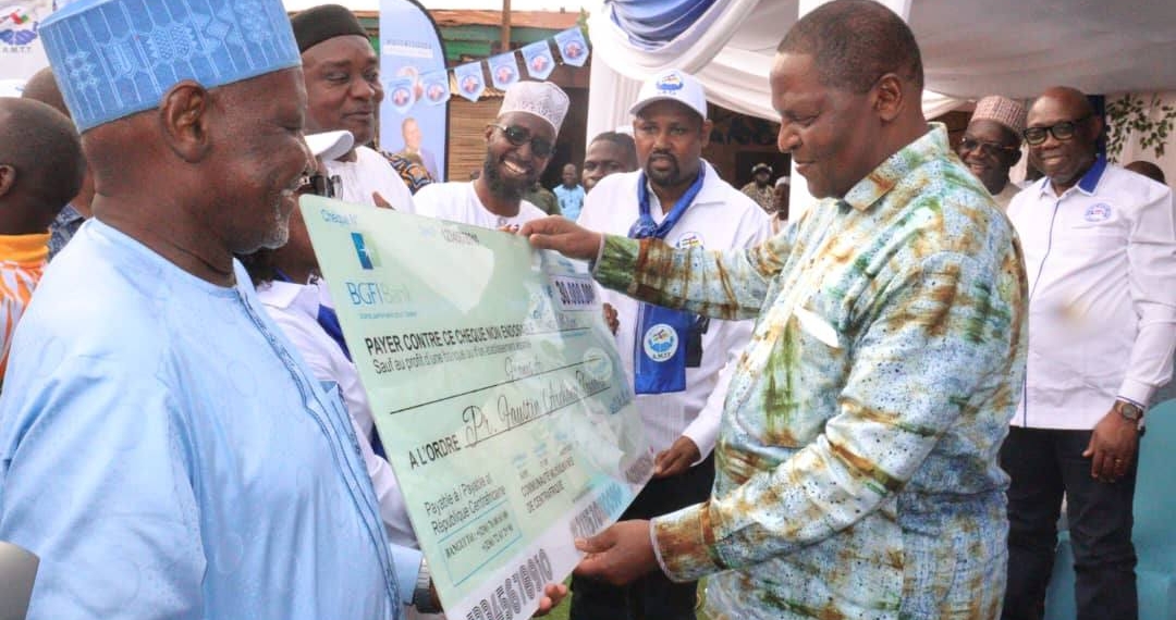 30.000 millions de FCFA, est le montant du soutien des habitants du 3ème arrondissement au Président Touadéra