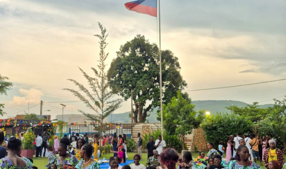 Plusieurs apprenants de couture à la Maison Russe de Bangui ont reçu leurs parchemins