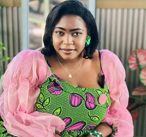 Valentina Dagba, prétendante candidate aux élections législatives dans la circonscription de Mbaïki 2 invite ses paires à la mobilisation