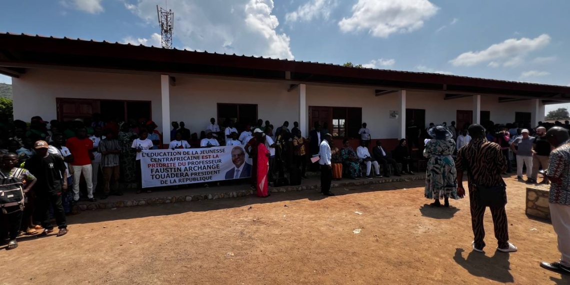 Coopération Russie-RCA : Un bâtiment de trois salles construit et équipé au collège de Gobongo