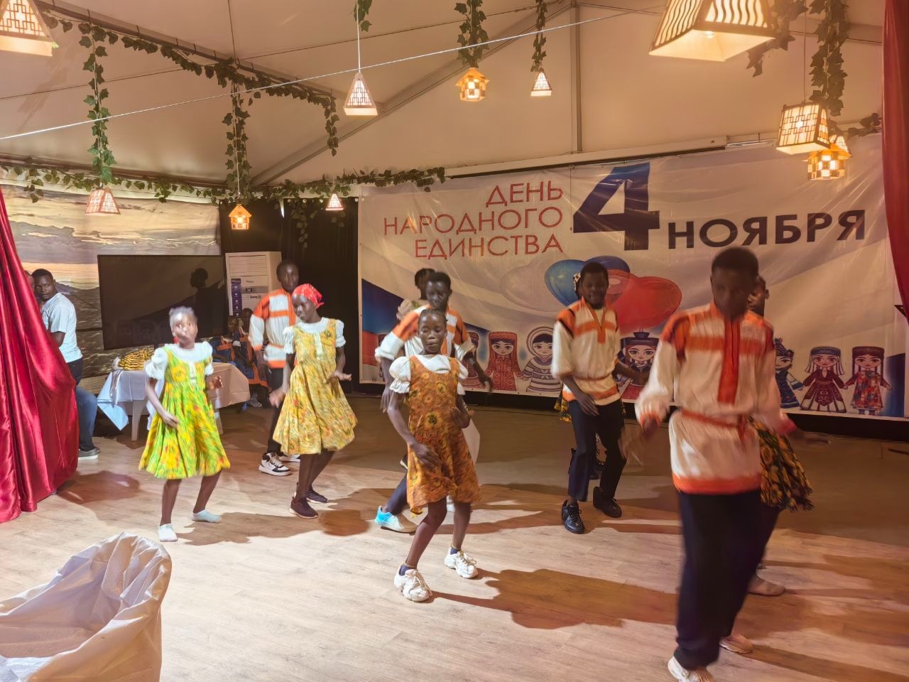 Célébration de la Journée de l’Unité Nationale à la Maison Russe de Bangui