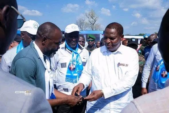 Le Président Touadéra au secours des populations de Ndjoh sur l’axe Bossangoa