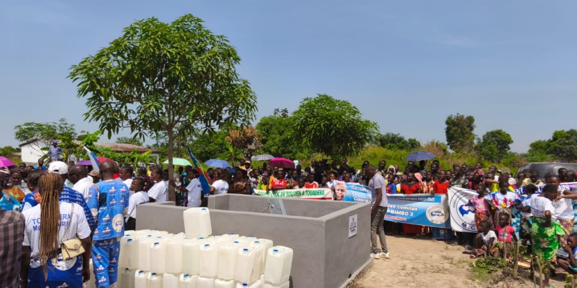 Sur instruction du Président Touadéra, le gouvernement et les partenaires russes poursuivent la fourniture d’eau potable à la population