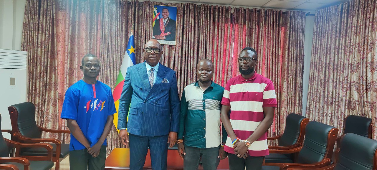 Les élections groupées de décembre 2025: «La nature dicte ses lois, mais nous devons être prudents», Félix Moloua