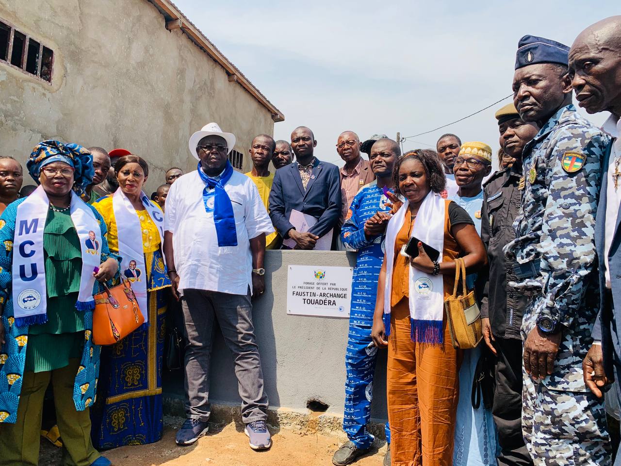 L’eau potable : un aliment indispensable pour la vie fournit gratuitement grâce au geste du Président Touadéra et la Fédération de Russie