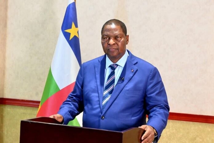 Plus de 862 détenus graciés par le Président Touadéra