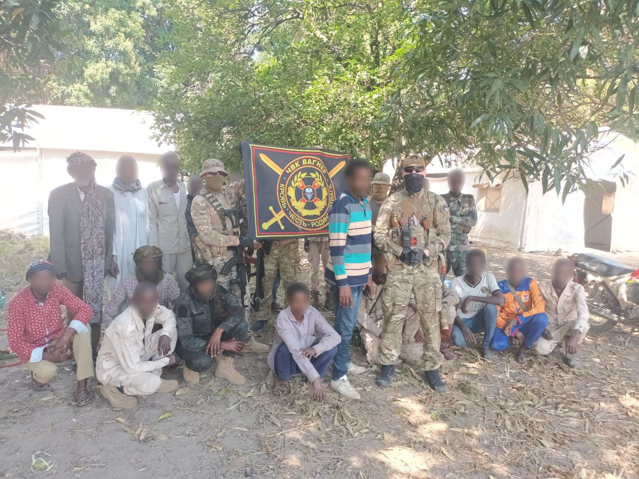 La ville de Sam-Ouandja accueille une réunion stratégique de sécurité regroupant des spécialistes russes et des éléments de l’UPC en vue de DDRR