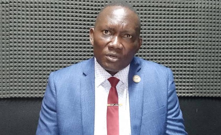 Ulrich Axel Poumayassi : «Il est temps d’entrée dignement dans la 7ème République !»