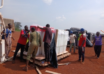 Prêts pour les élections en Centrafrique : la MINUSCA livre les urnes et isoloirs dans toutes les préfectures