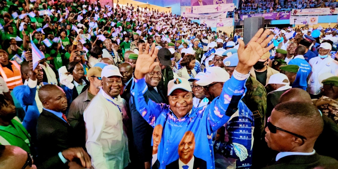 Des Centrafricains satisfaits de la victoire provisoire dès le 1er tour du Président sortant Faustin Archange Touadéra