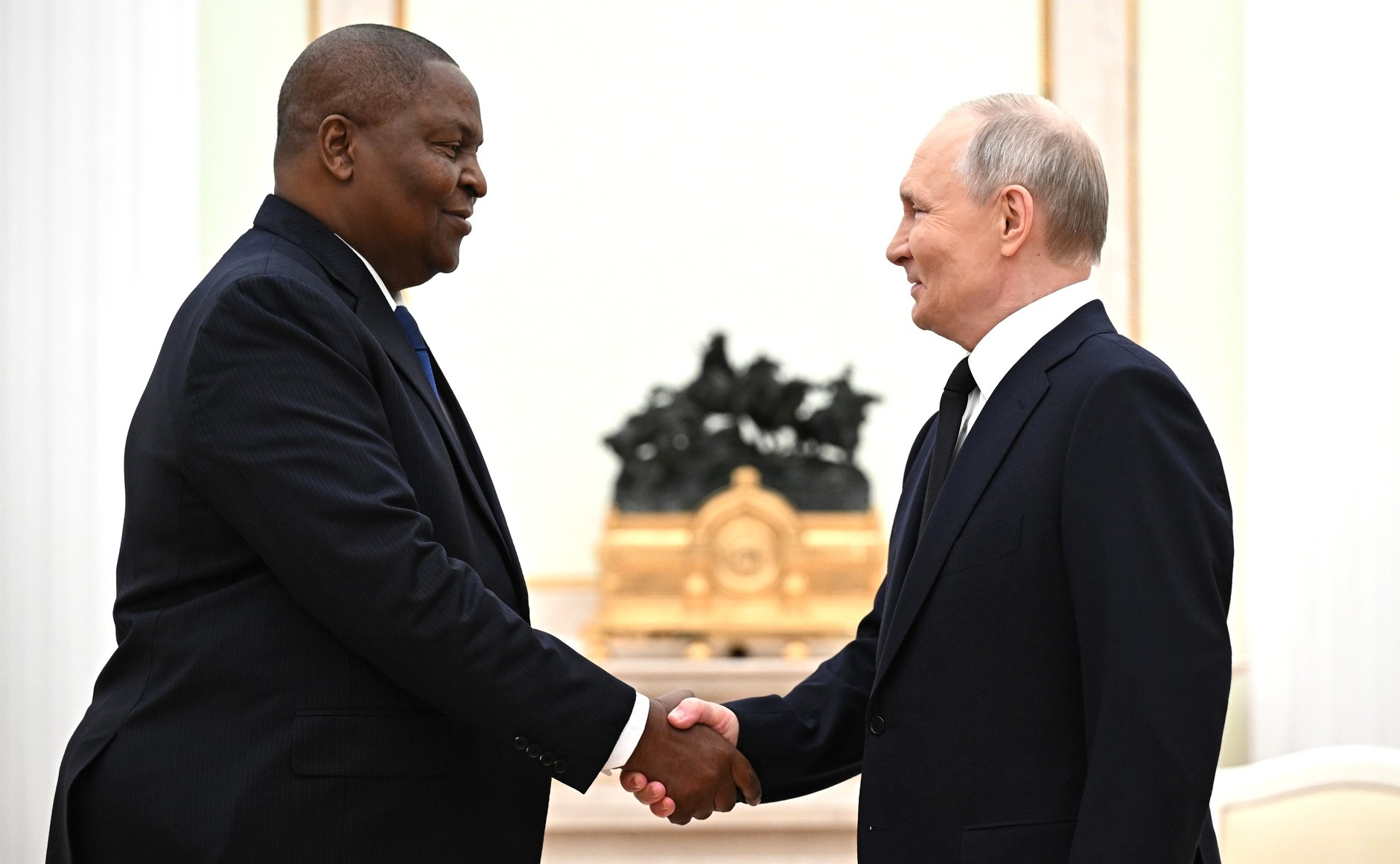 Le Président Russe Vladimir Poutine adresse ses félicitations à son homologue centrafricain Faustin Archange Touadéra