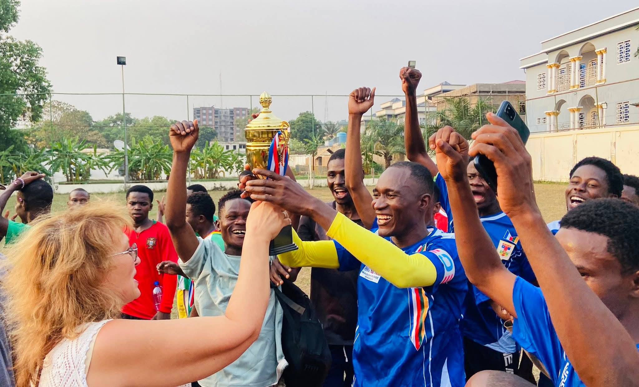 Une finale de football organisée à Bangui pour couronner la célébration de la Journée Internationale des Etudiants