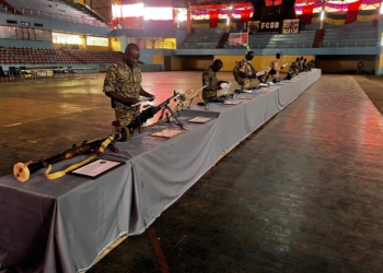Journée des Défenseurs de la Patrie : plus de 45 trophées de guerre de différentes marques exposées à l’Omnisport de Bangui