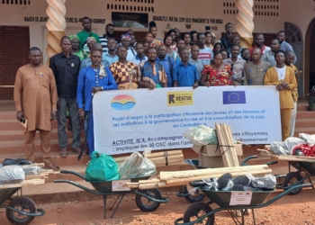 L’ONG «Avenir en Marche» dote les leaders communautaires de Bangui et de Begoua en kits de travail