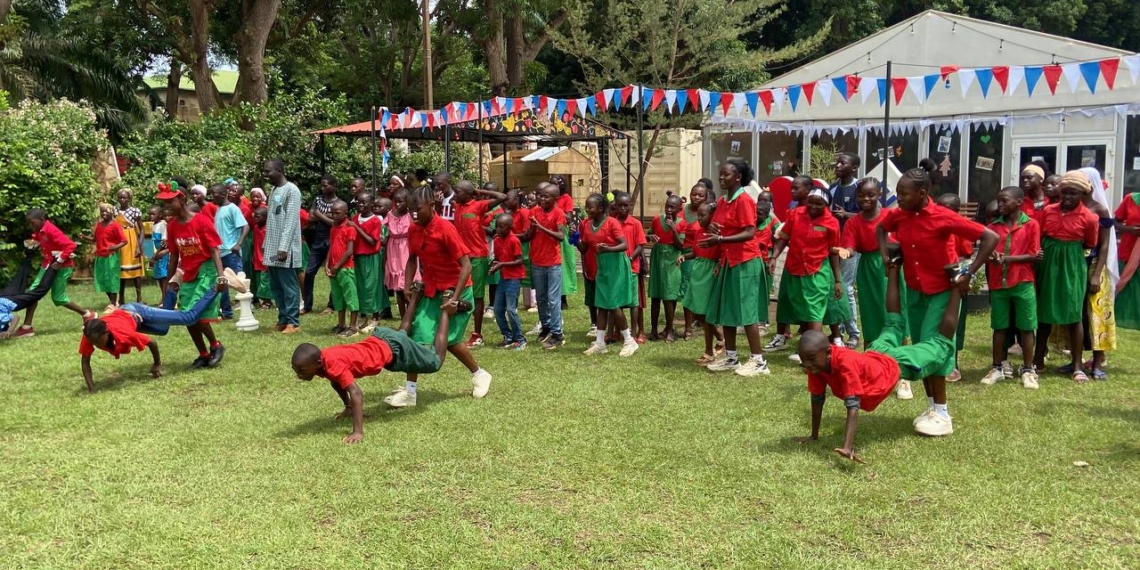 Les enfants de l’ECODIM de l’église apostolique de Bénédiction ont découverts la Maison Russe de Bangui