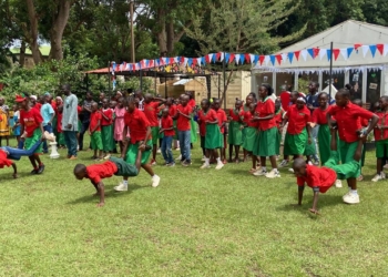 Les enfants de l’ECODIM de l’église apostolique de Bénédiction ont découverts la Maison Russe de Bangui