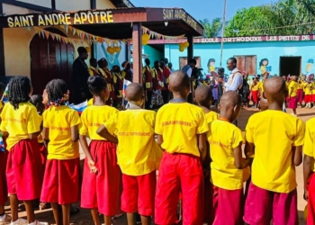 Les élèves de l’école Orthodoxe «Les Petits de Saint Sergueï de Radonnège» de Bimbo bouclent l’année scolaire 2025-2026 en beauté