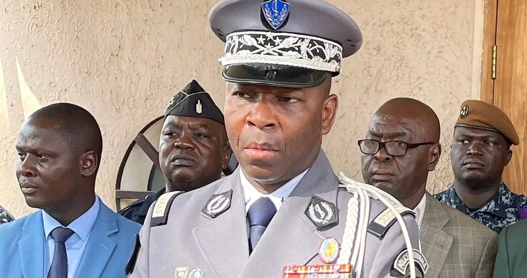 Le Général Bienvenu Zokoué installé officiellement dans ses fonctions du Ministre de l’Intérieur chargé de la Sécurité Publique