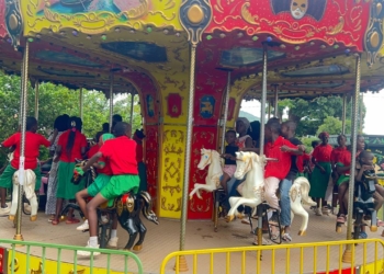 Immersion des enfants d’ECODIM de l’église Apostolique Emmanuel de Ngouciment 1 à la Maison Russe de Bangui