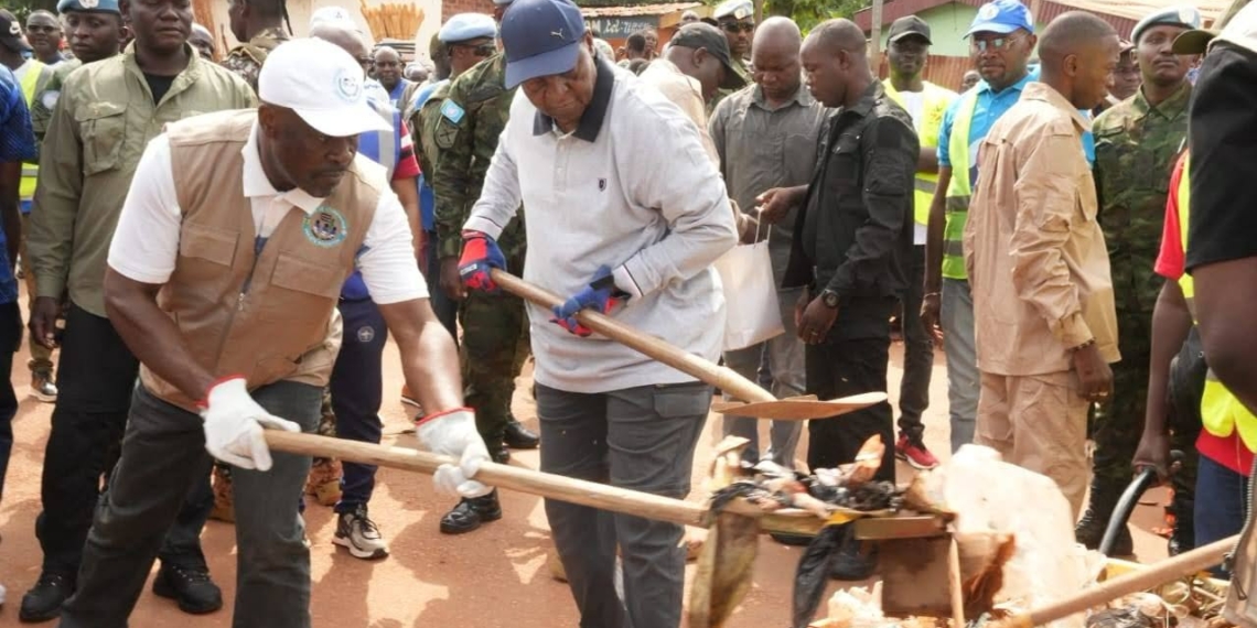 Le Président Touadéra encourage l’ensemble de ses compatriotes de Bangui et de l’arrière-pays à continuer de porter l’opération «Kwa Ti Kôdrô»