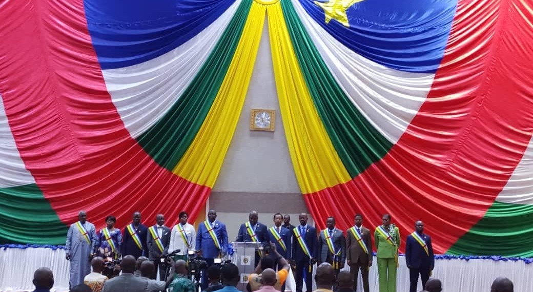 Le Parlement centrafricain réagit à l’attaque lâche des criminels patentés à Am-Dafock et condamne fermement l’assassinat d’un abbé à Zémio