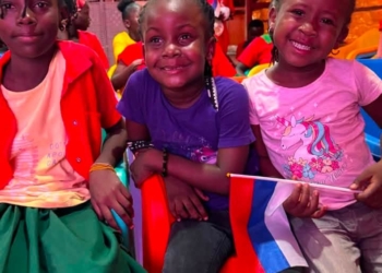 Une journée culturelle et récréative pour les enfants de l’église apostolique Pierre Angulaire de Bimbo à la Maison Russe de Bangui