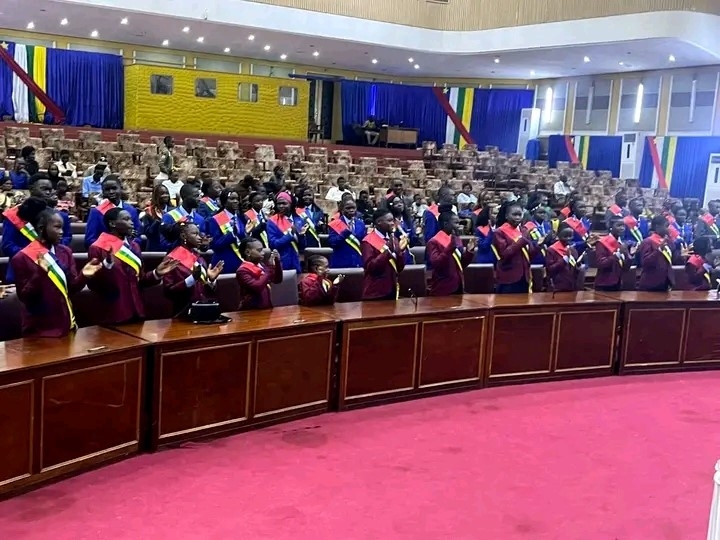 Le Palais du Peuple Centrafricain a accueilli la première Assemblée du Parlementaire Junior