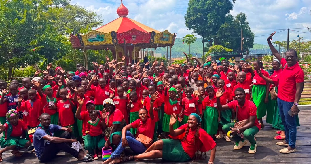 La Journée Internationale de l’Amitié célébrée avec les enfants de l’église Apostolique de Fatima 1 à la Maison Russe de Bangui