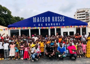 En prélude à la rentrée scolaire, la Maison Russe de Bangui célèbre la « Journée de la connaissance » avec les enfants