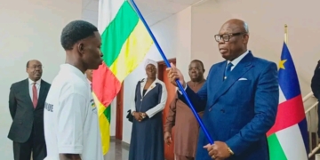 Jeux Olympiques de la Jeunesse de Dakar au Sénégal, le premier ministre remet l’Etendard national aux Fauves avant leurs départs